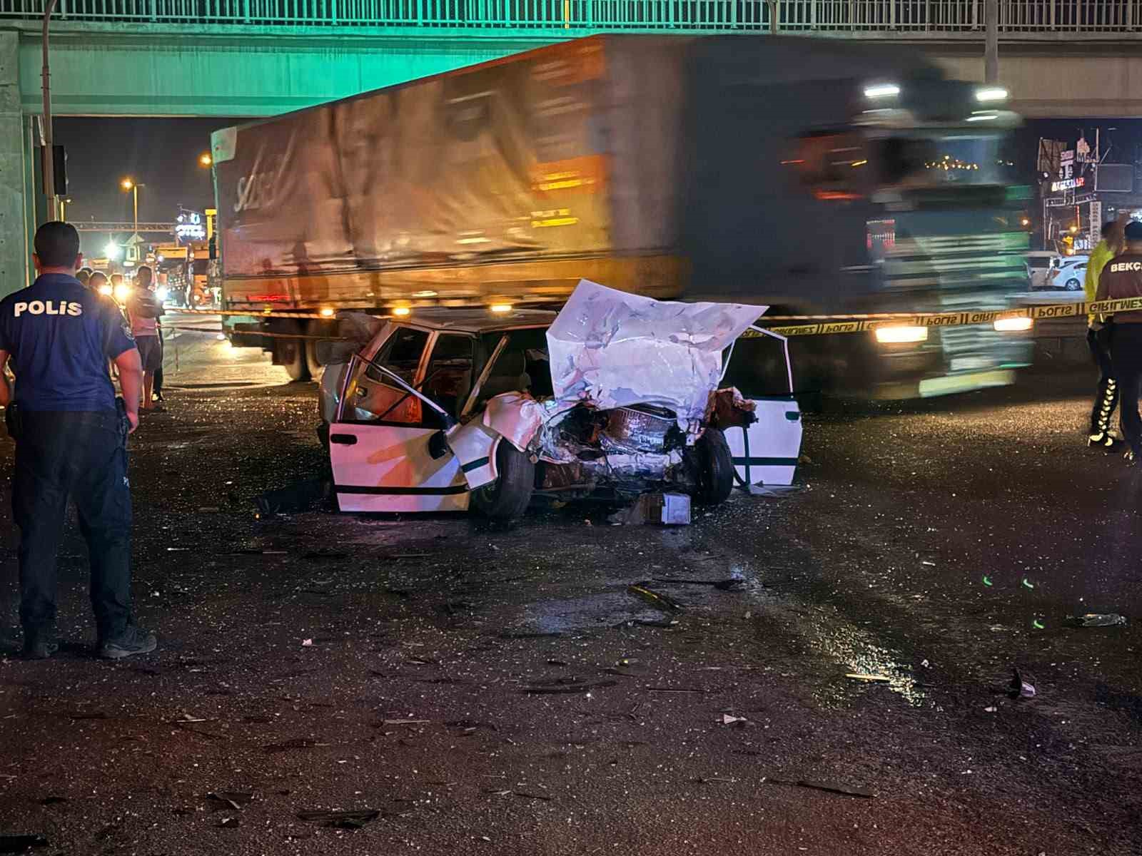 Adana'da Trafik Kazası: 1 Ölü, 3 Yaralı