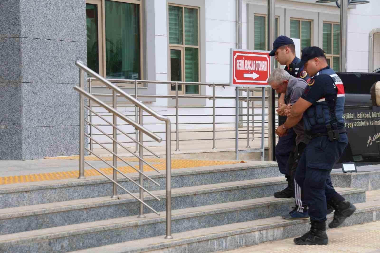 Adana'da 7 Yıldır Saklanan Uyuşturucu Hükümlüsü Ele Geçirildi