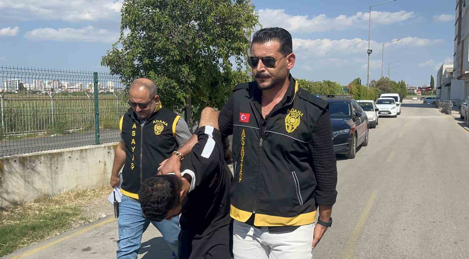 Adana'da Kıskançlık Cinayeti: 3 Can Aldı
