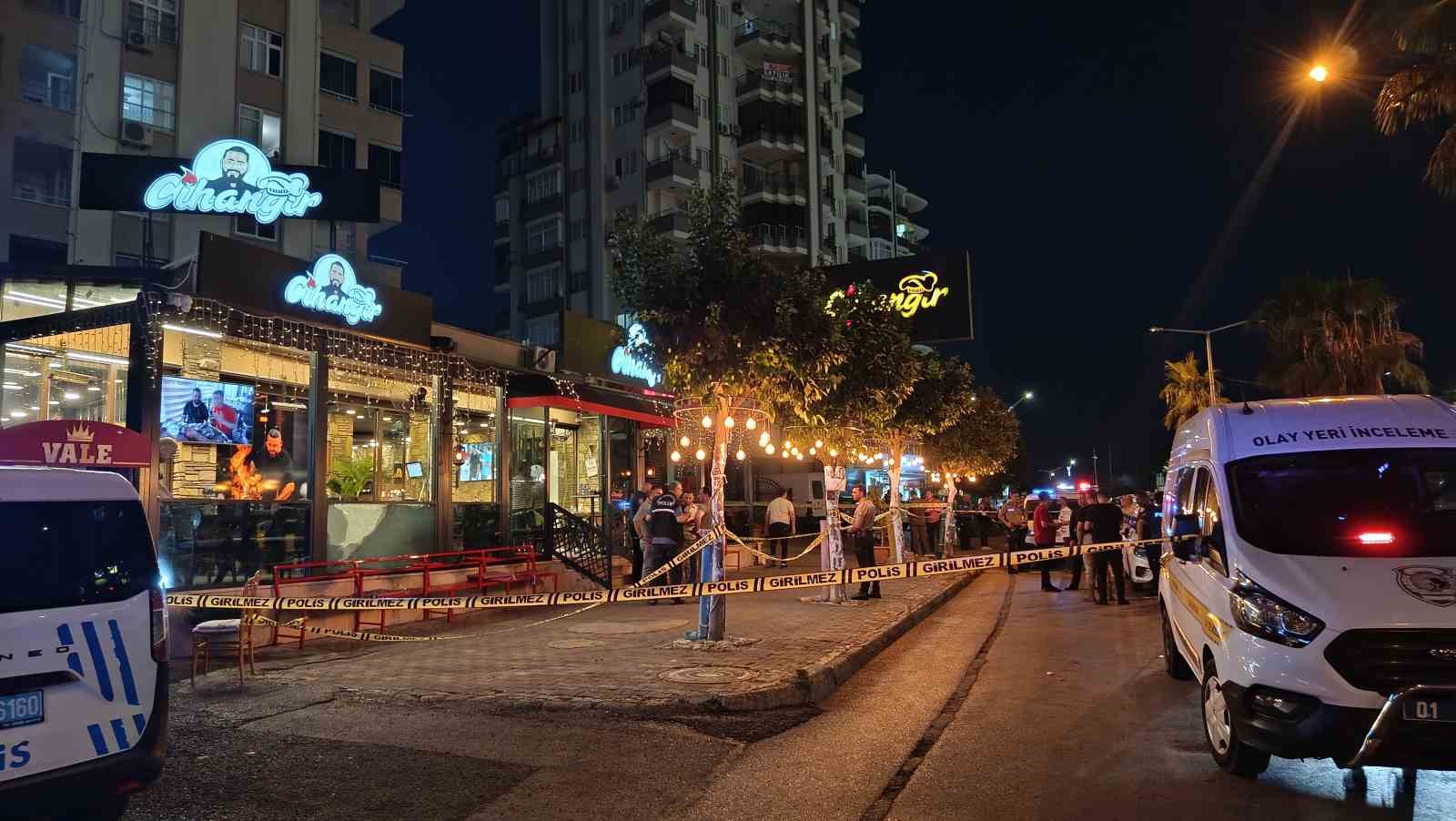 Adana'da Kebapçıya Silahlı Saldırı: 4 Yaralı