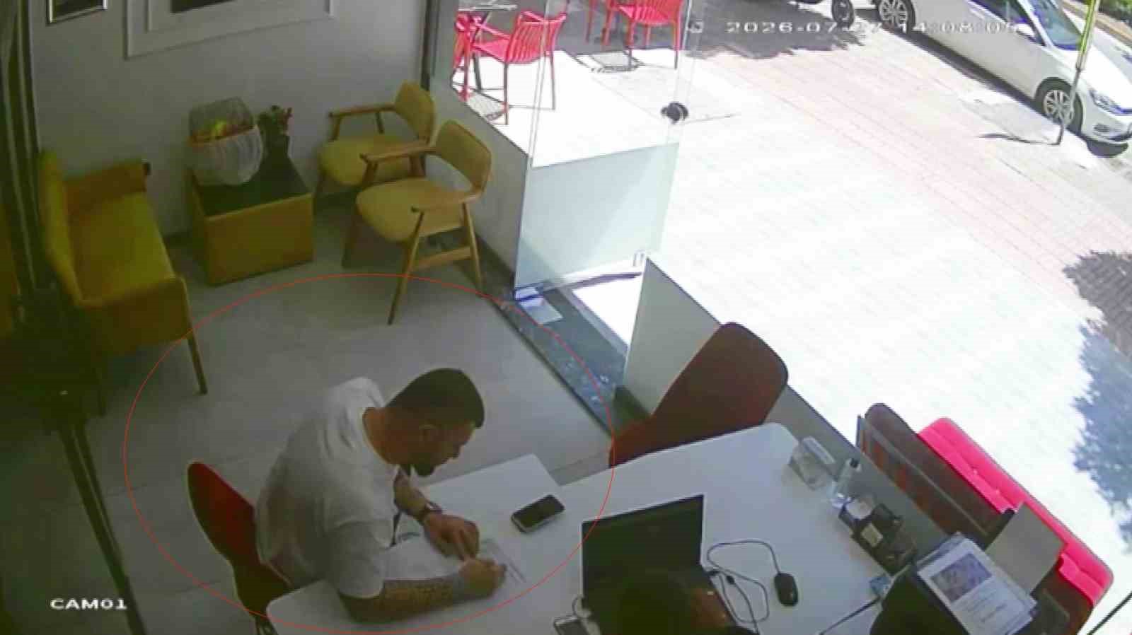 Kiraladığı Aracın GPS’ini Söküp Kayboldu, 8 Lüks Araç Daha Gözaltında