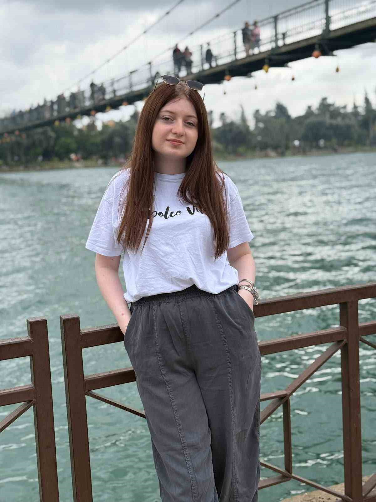 15 Yaşındaki Görme Engelli Kız Hiranur Sütçü'den Kayıp İhbarı