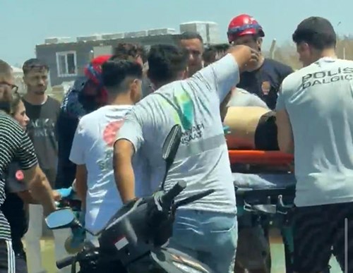 Adana'da Sulama Kanalına Düşen Genç Hastaneye Kaldırıldı