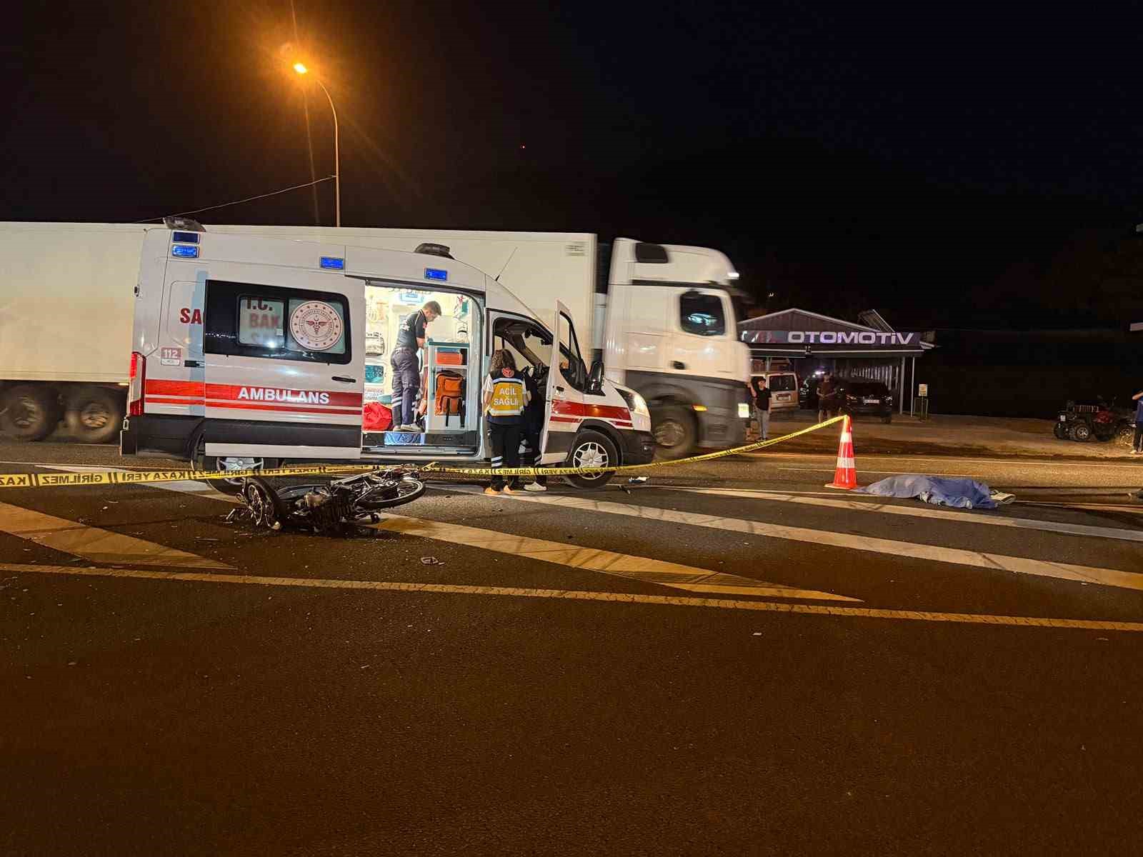 Adana'da motosiklet kazası: Eski belediye başkanının yeğeni yaşamını yitirdi