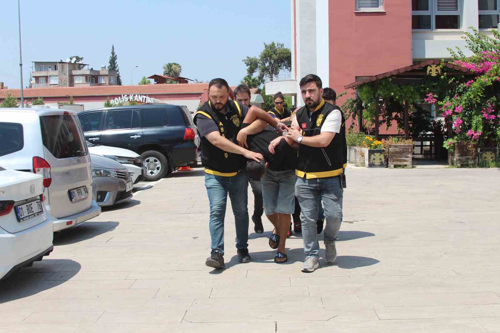 Mezarlıkta Hırsızlık Yapan Çetenin Skandalı: 97 Bin TL Transferi