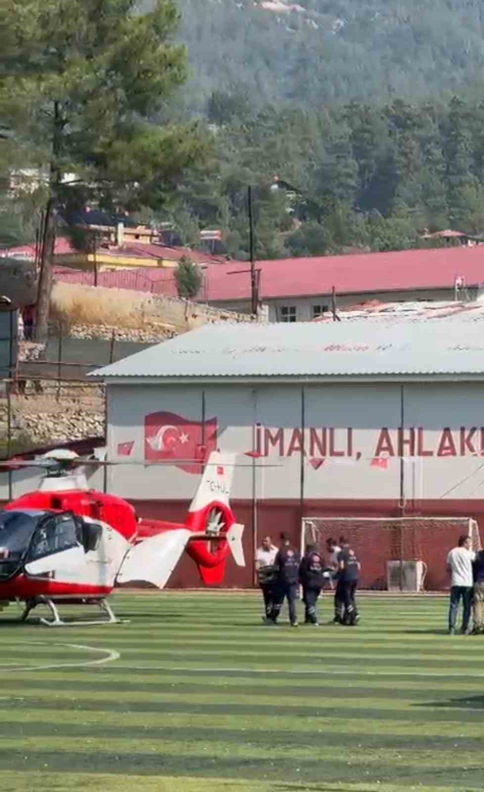 Adana'da Kalp Krizi Geçiren Vatandaş Helikopterle Hastaneye Sevk Edildi