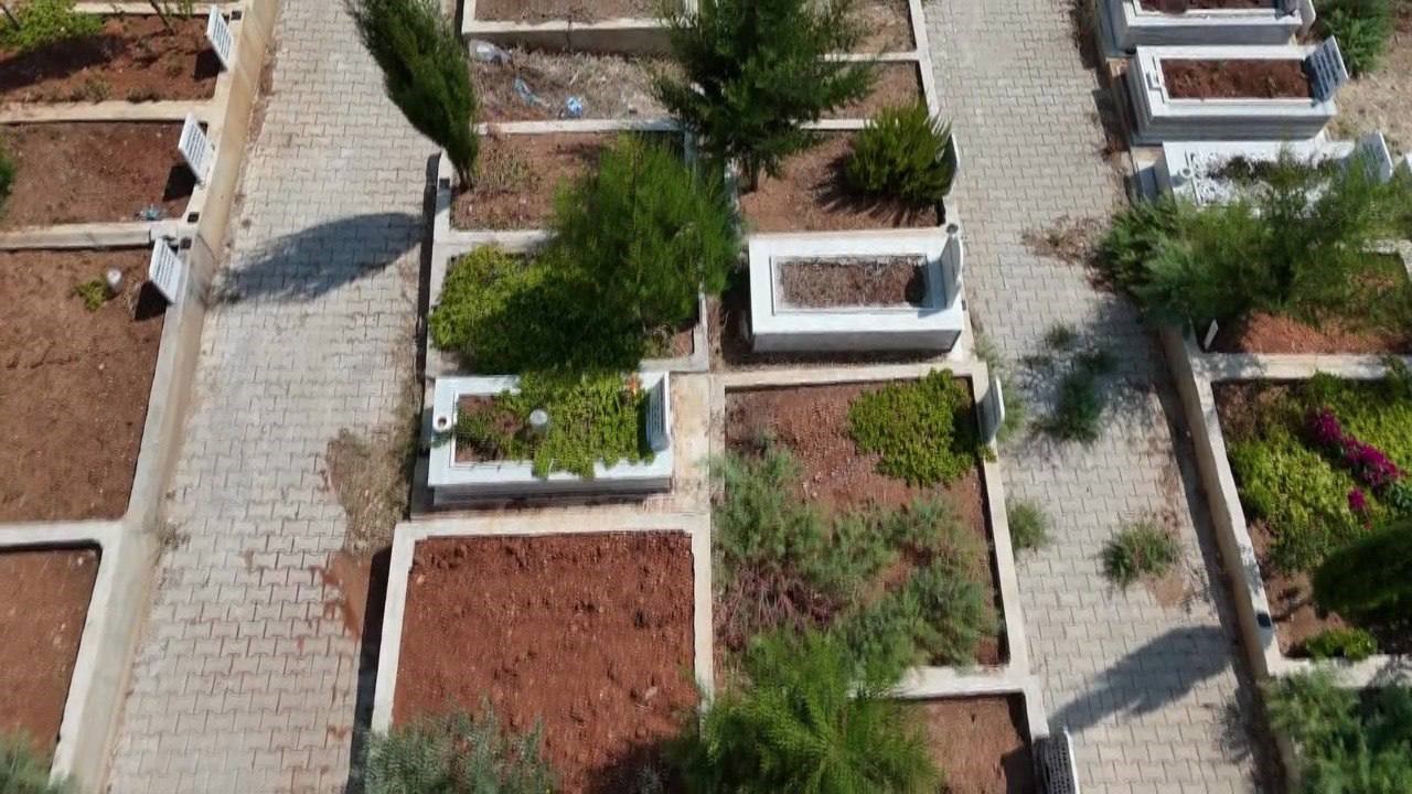 Adana'da Mezarlık Ücretlerine Şok Zam: Yüzde 100 Artış!