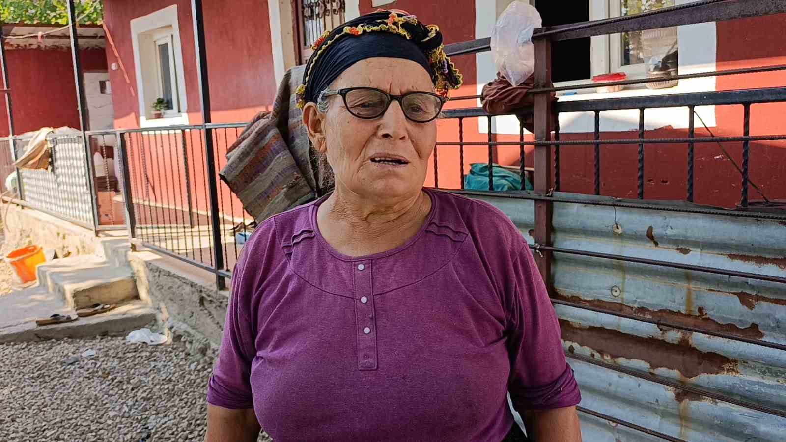 Adana'daki Yangın Zor Geceyi Unutulmaz Kıldı
