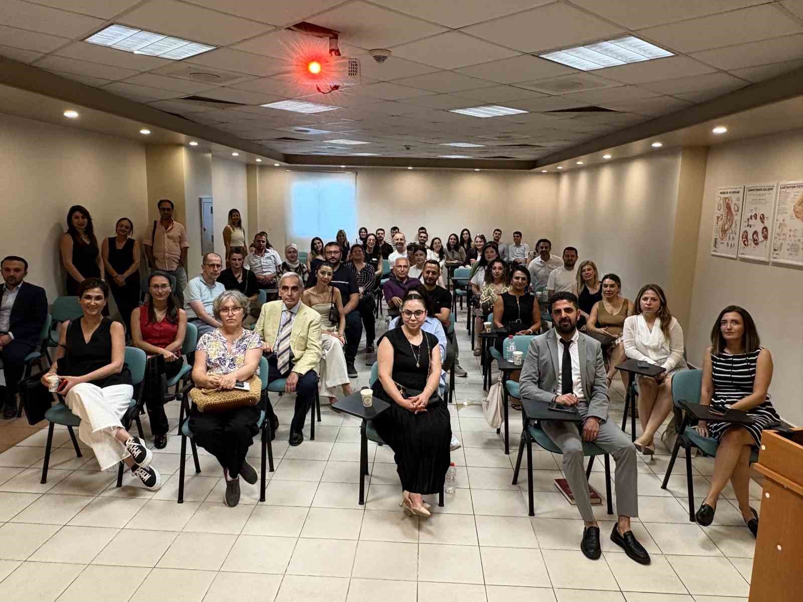Adana'da Kadın Doğum Uzmanlarına Fetal Ultrason Eğitimi Verildi