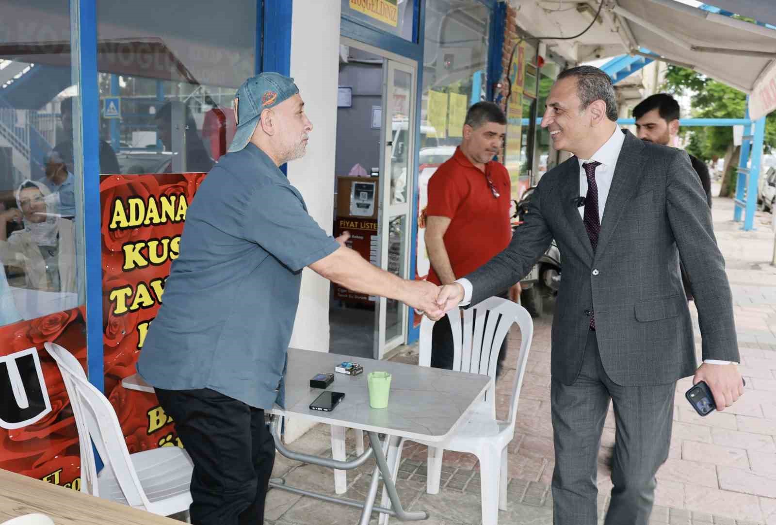 Başkan Vekili Tarık Özünal, Esnafın Yanında