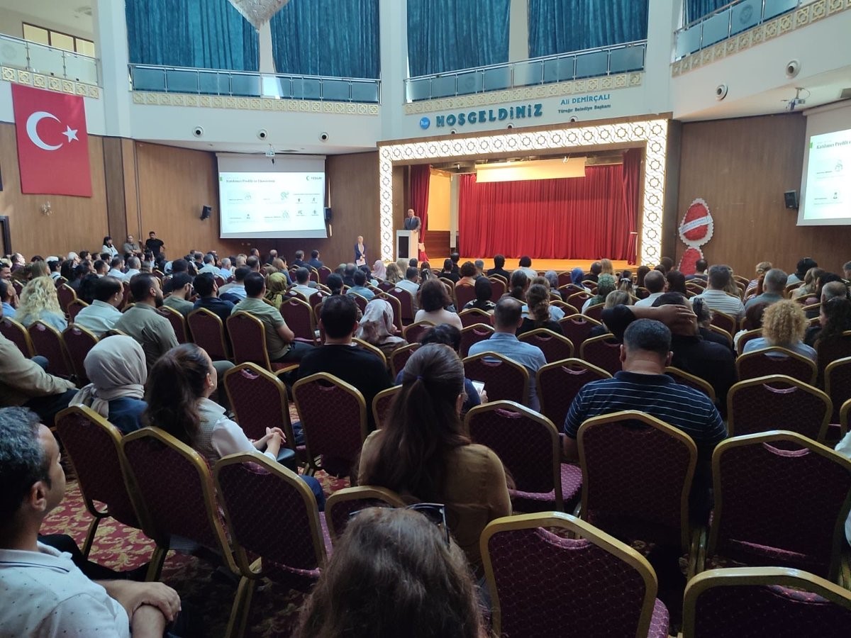 Yüreğir'de Yeşilay Kulüpleri Artık Yıl Boyu Aktif
