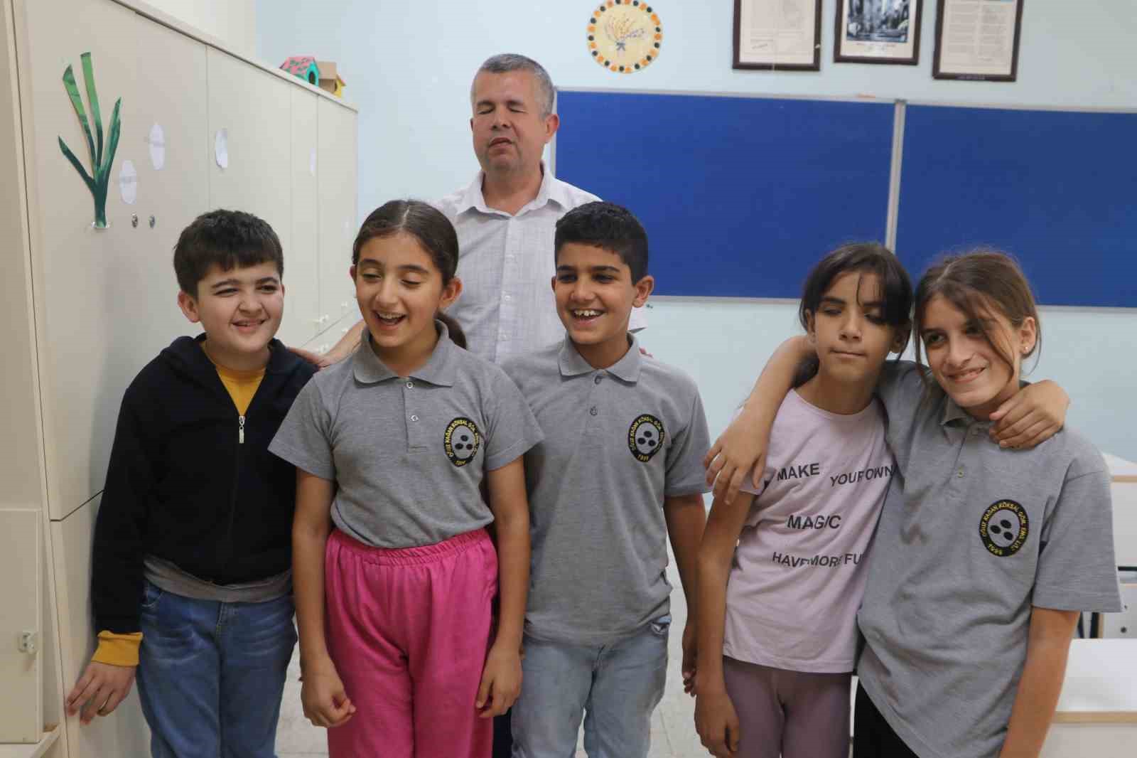 Görme Engelli Öğrencilerine Işık Tutan Öğretmen: Alpay Şahin