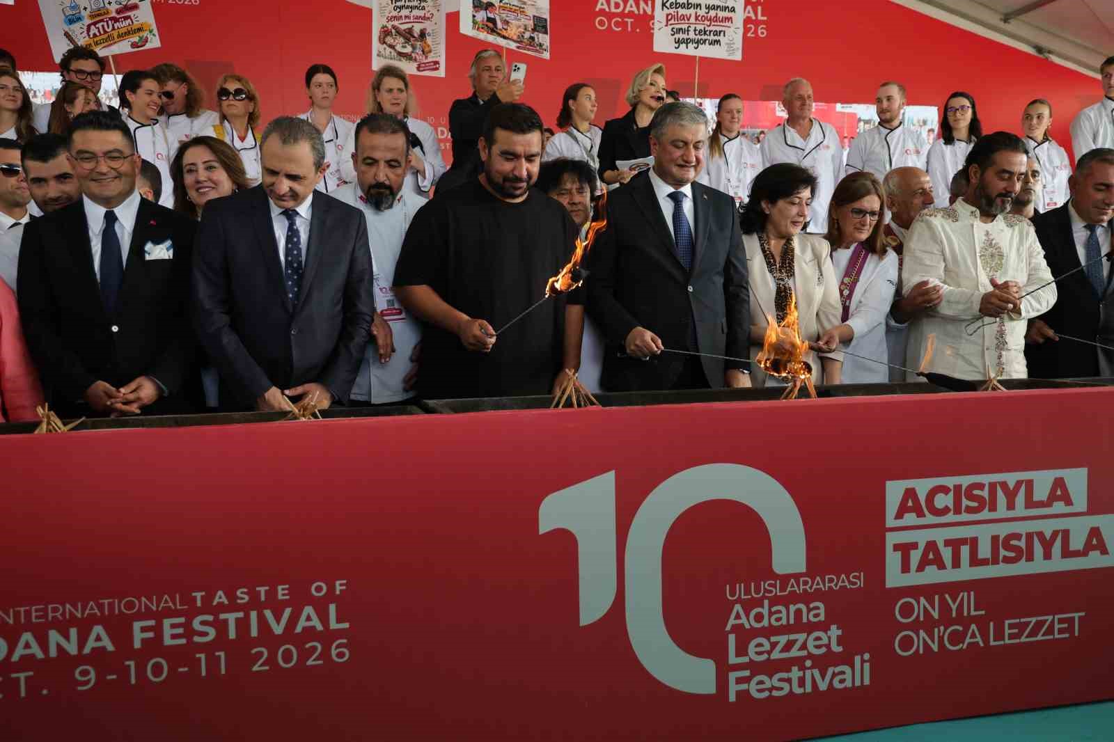Adana Lezzet Festivali'nde Mangal Ateşiyle Coşku Başladı