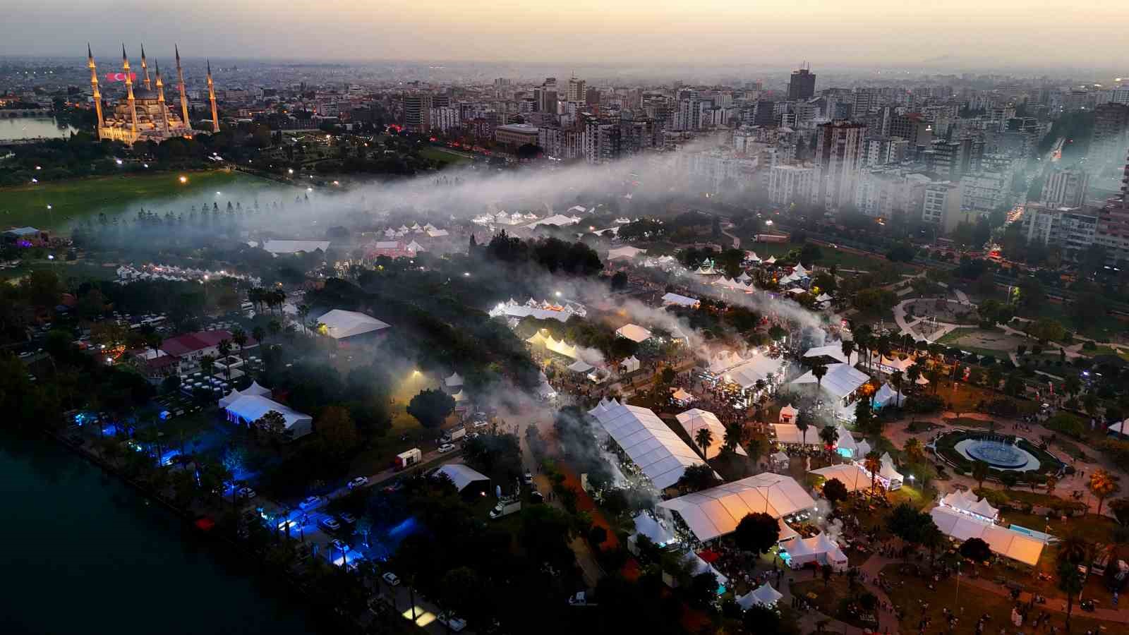 Adana Lezzet Festivali'nde Kebap Coşkusu Zirveye Ulaşıyor