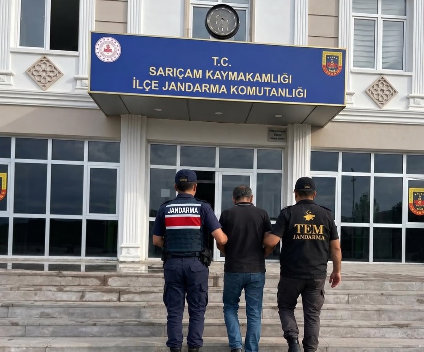 Adana'da Terör Örgütü Üyesi Ele Geçirildi