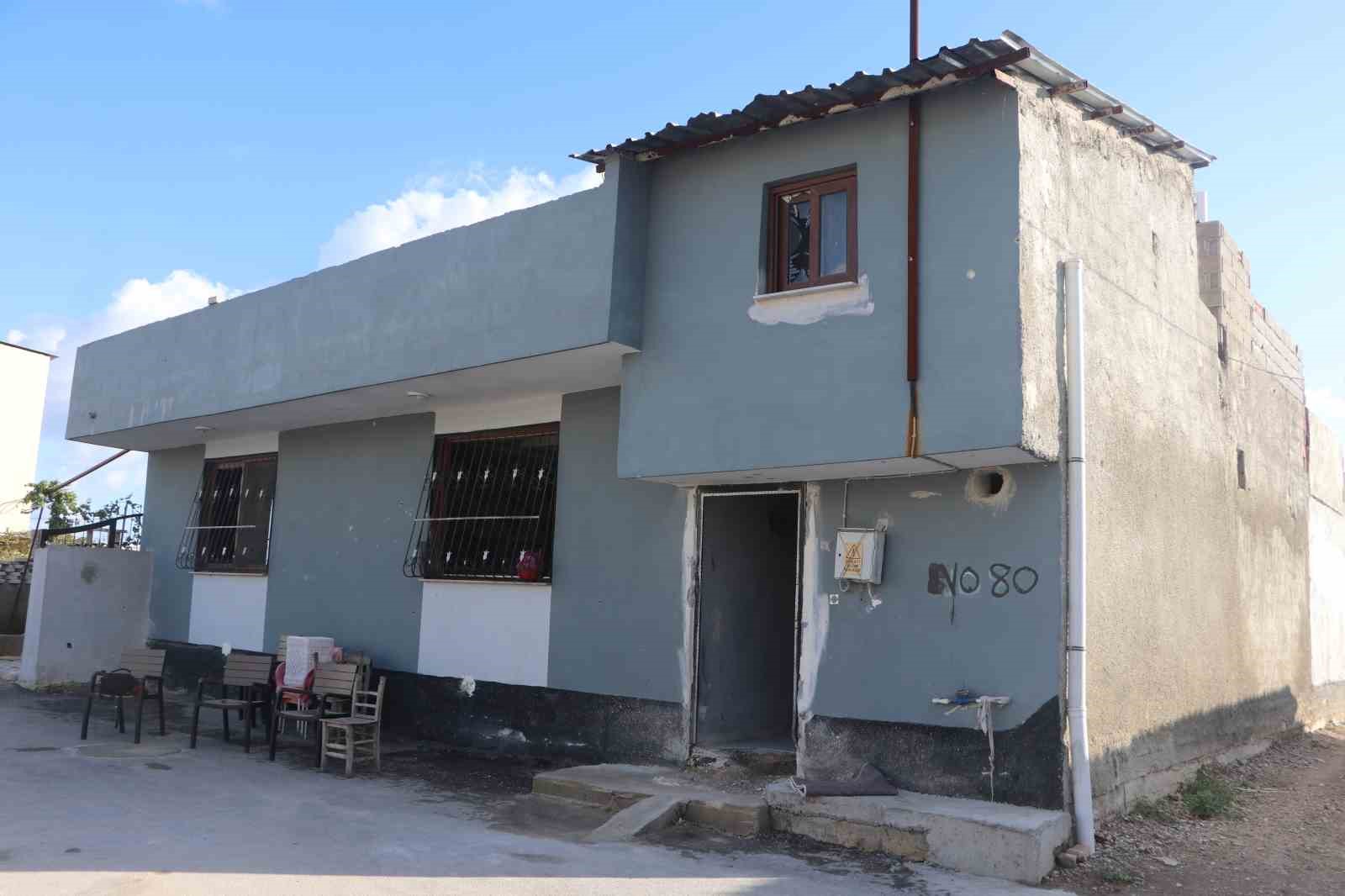 Adana'da Patlayıcı İle Saldırıya Uğrayan Kadın, Oğlunun Güvenliğinden Endişeli