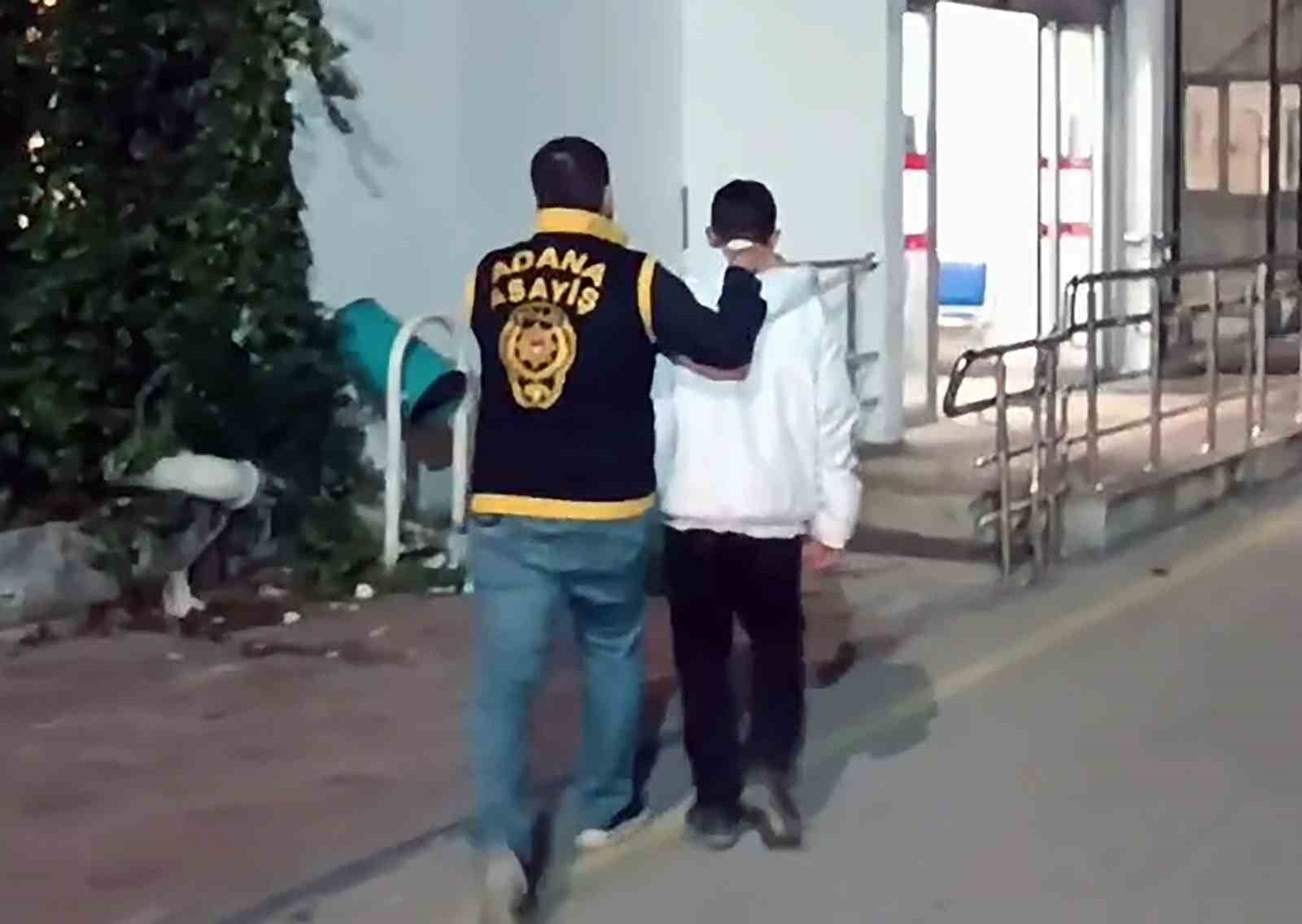 Adana'da Kasada Oturan Çocuğa Saldıran Şüpheli Yakalandı