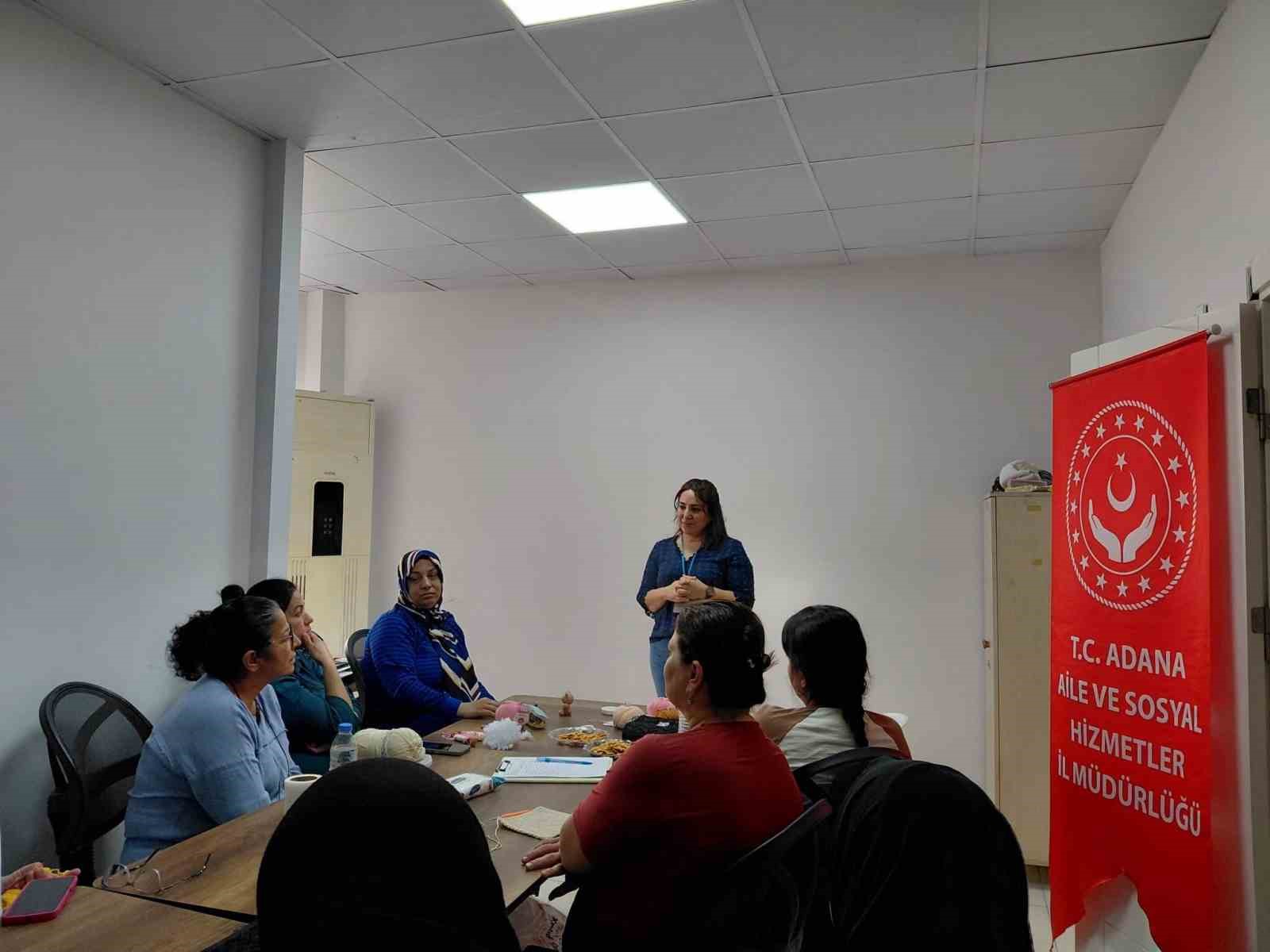 Adana'da Ailelere Medya Okuryazarlığı Eğitimi Verildi