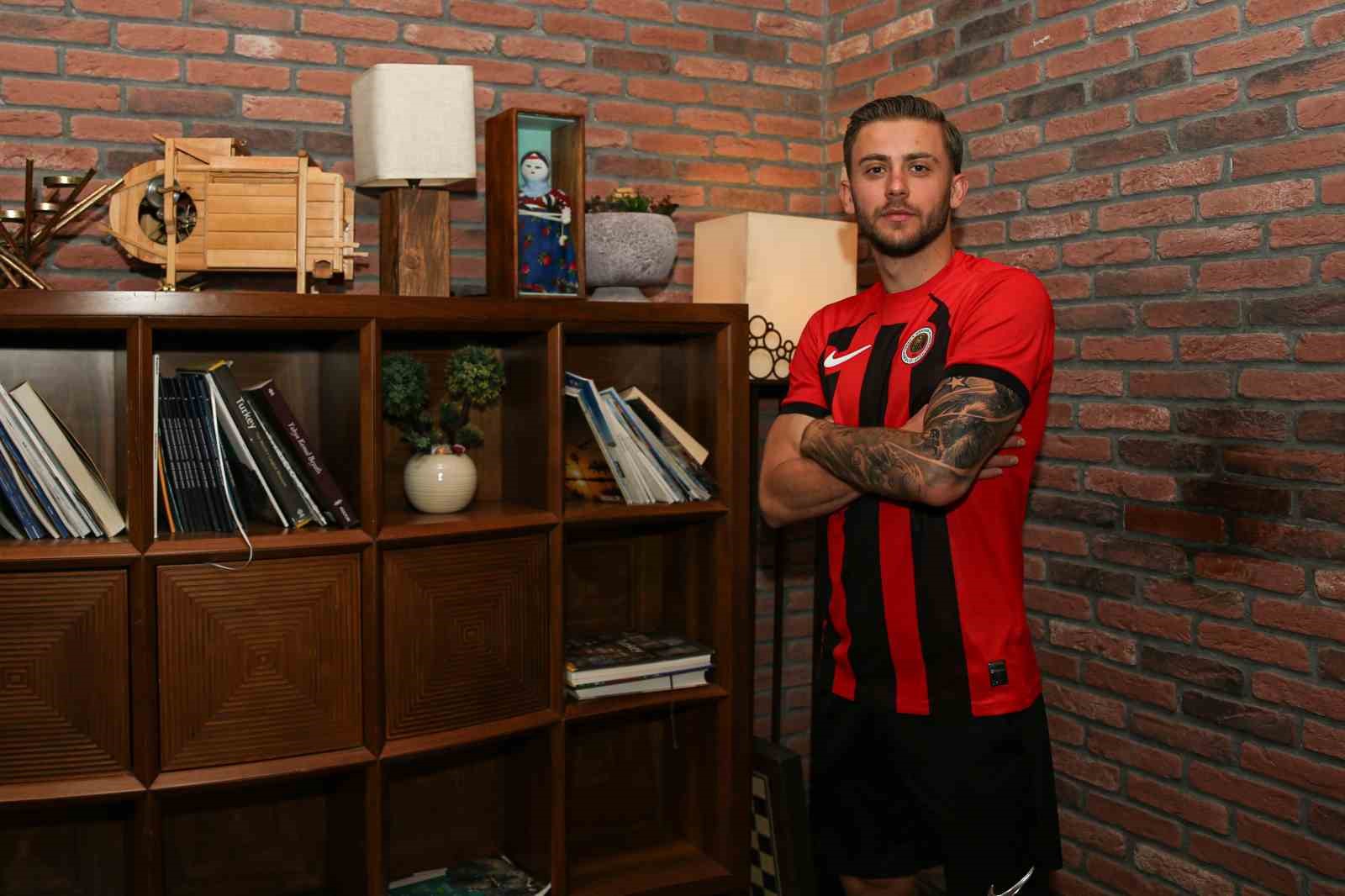 Zafer Göktuğ Erdem Gençlerbirliği'ne Döndü
