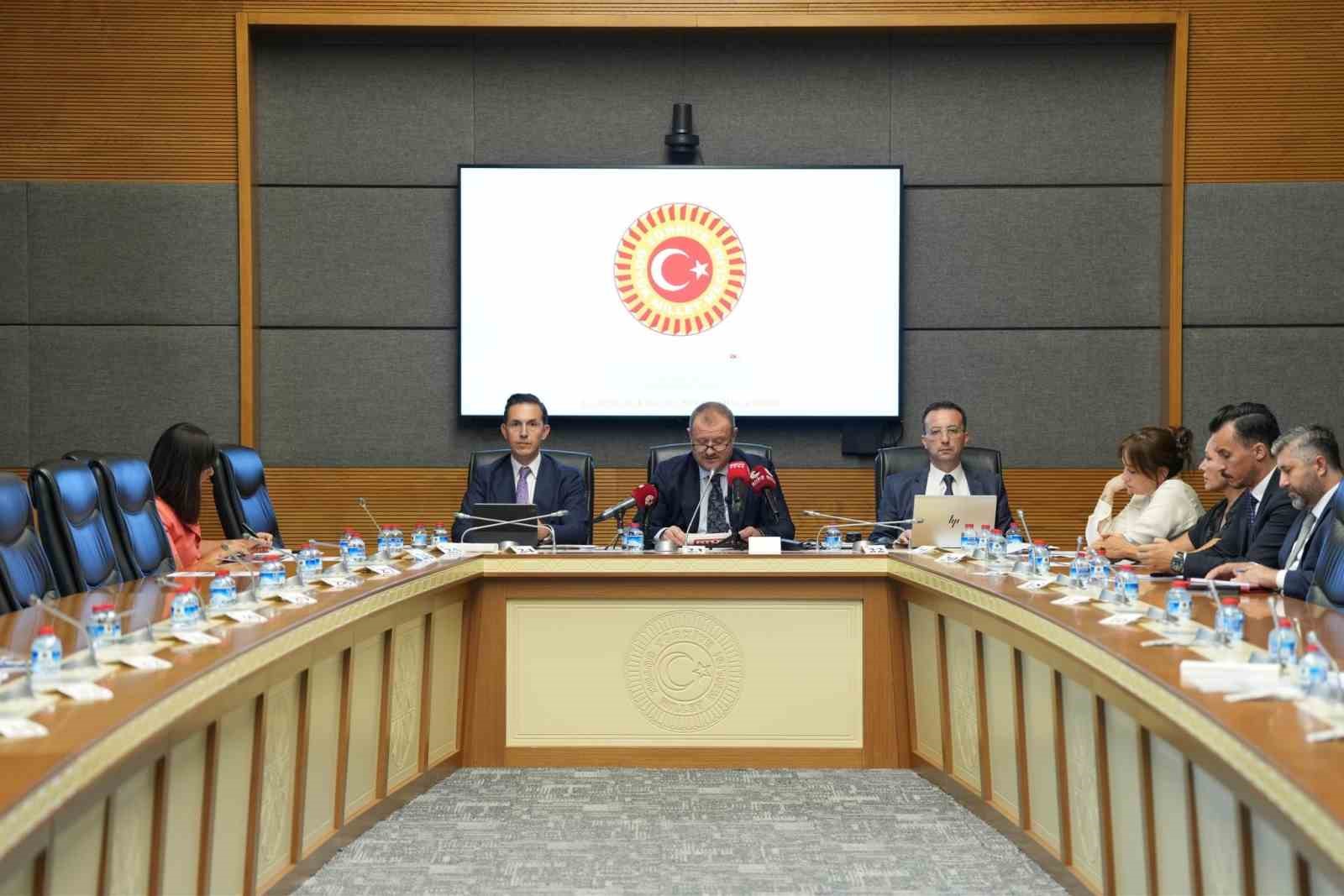 RTÜK Başkanı Daniş: "Çocukların Medya Güvenliğini Sağlamak Önceliğimiz"