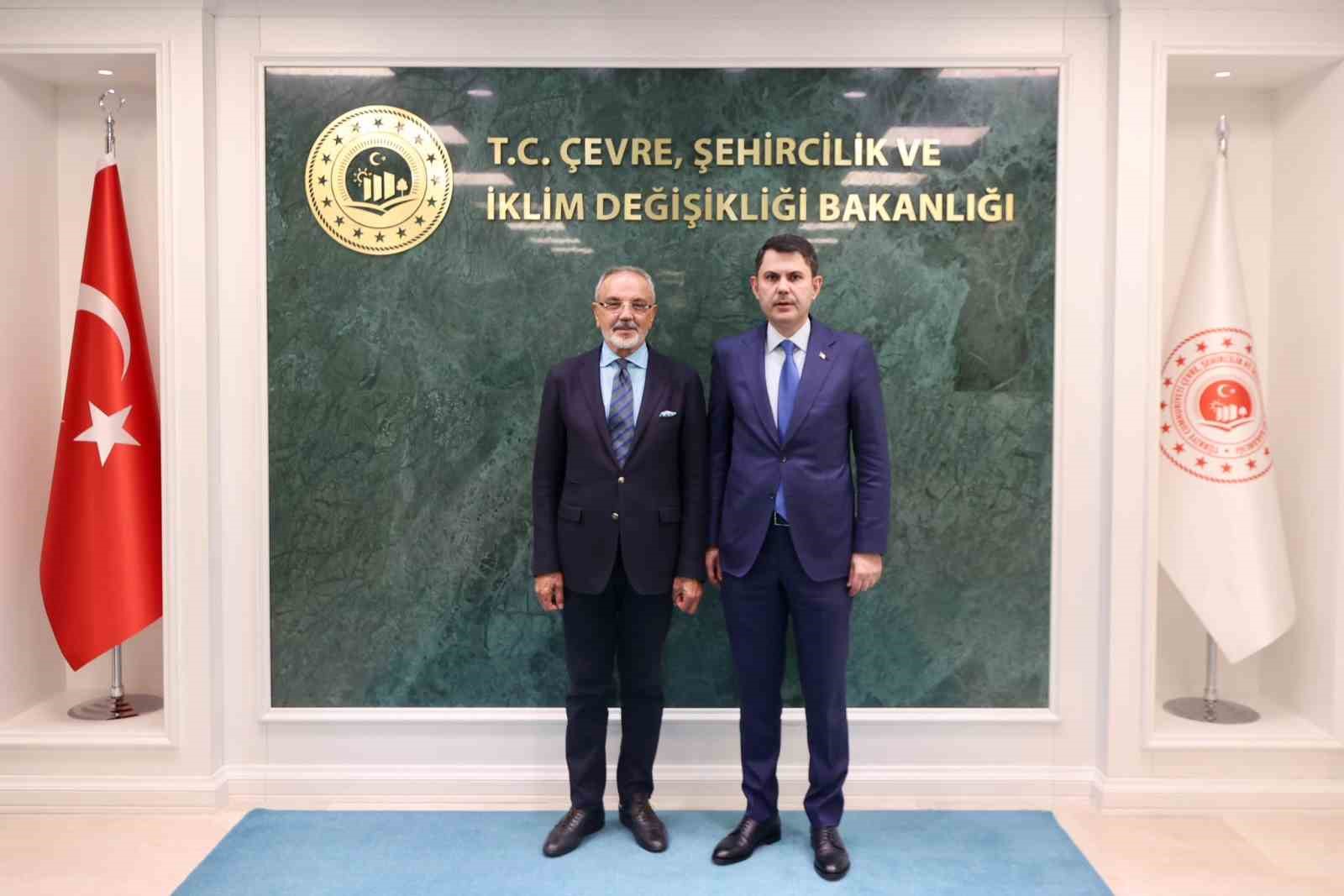 Bakan Kurum, Sırrı Sakık ile Ankara'da Buluştu