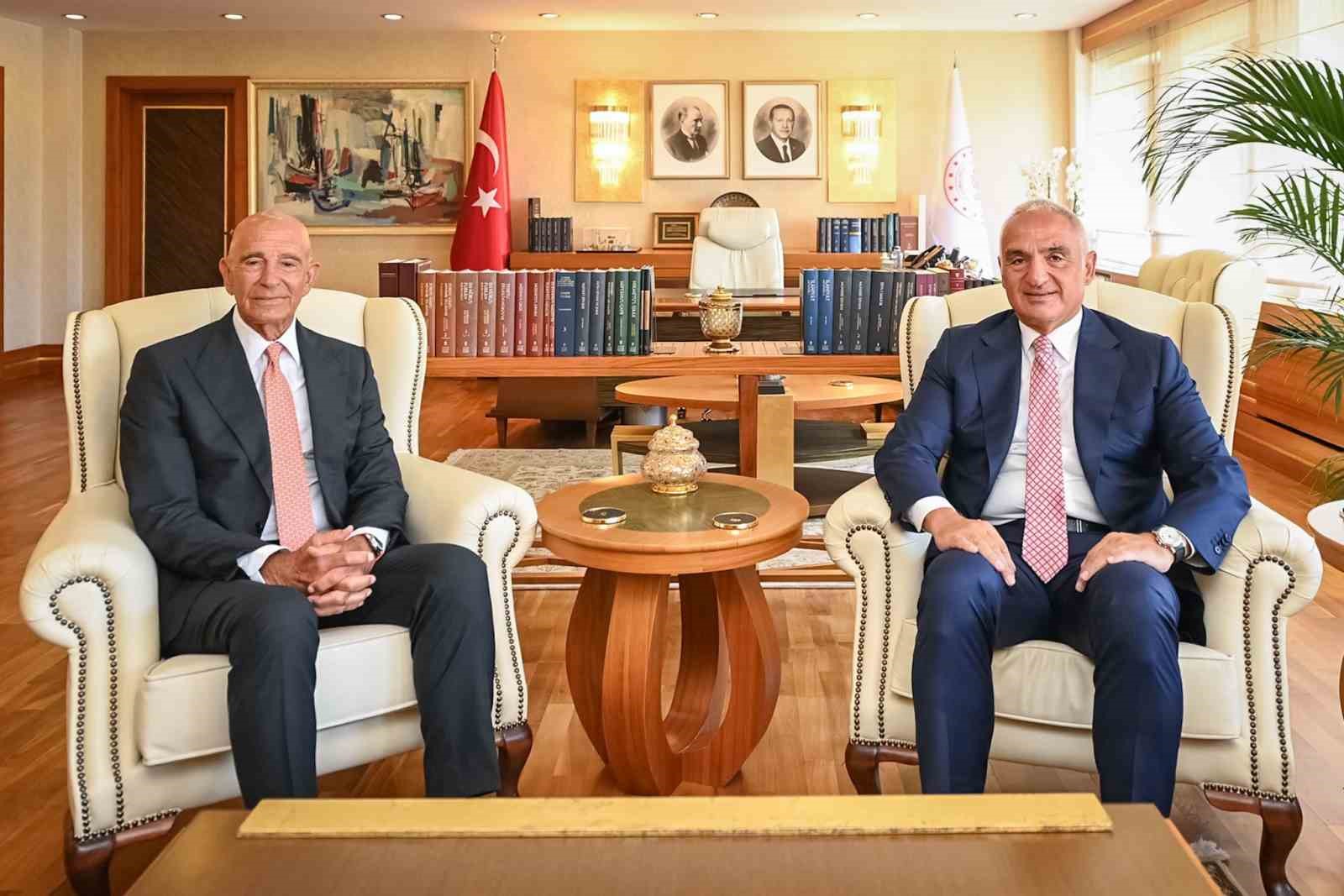 Bakan Ersoy, ABD Büyükelçisi Barrack ile Turizm İş Birliğini Görüştü