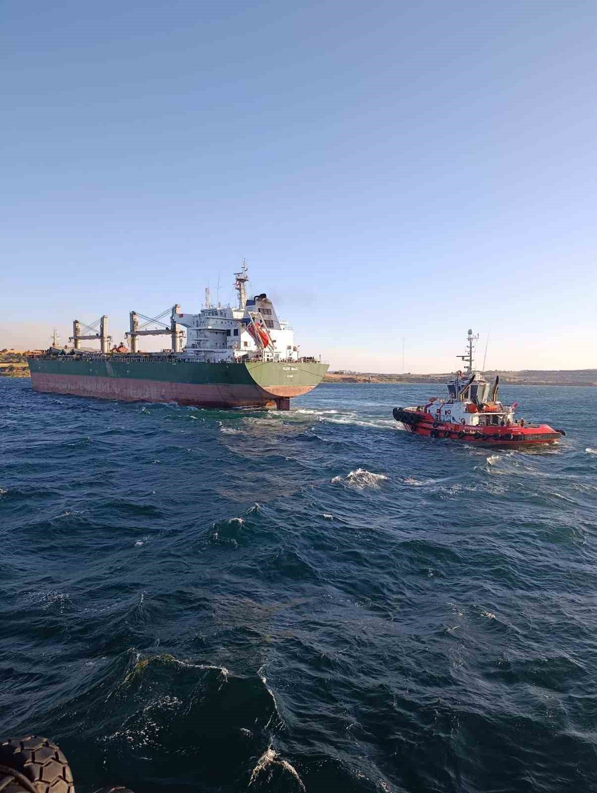 Çanakkale Boğazı'nda Gemi Trafiği Geçici Olarak Durduruldu