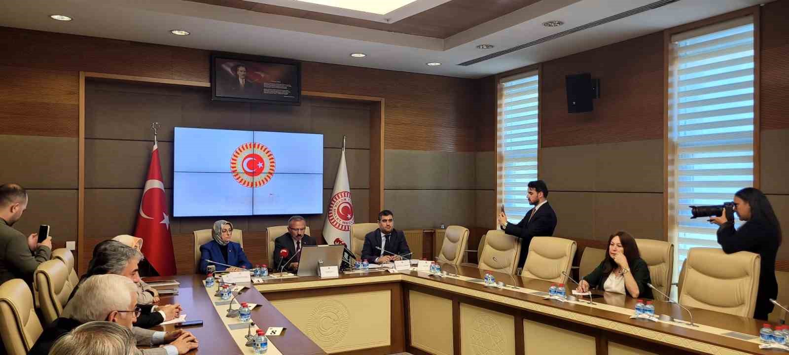 Öğrencilerden Akıllı Telefon Yasağı İsteği: Akran Zorbalığına Dikkat!