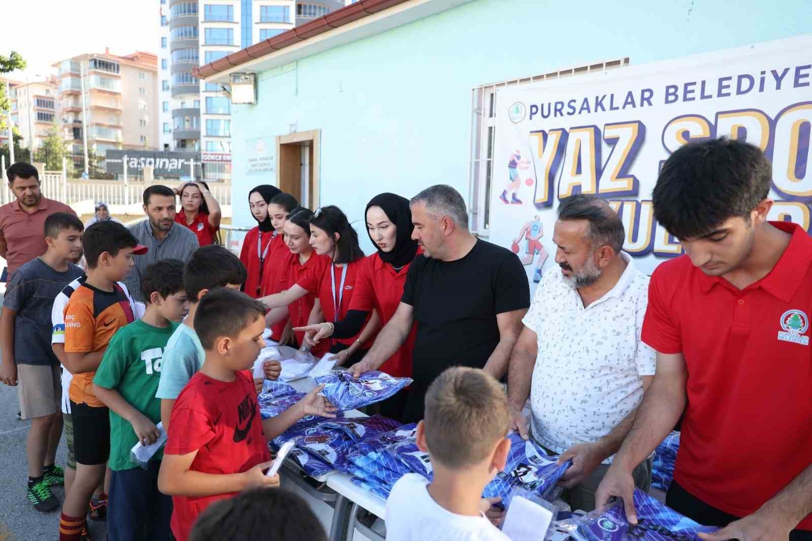 Pursaklar'da Yaz Spor Okulları: Geleceğin Yıldızları Yetişiyor