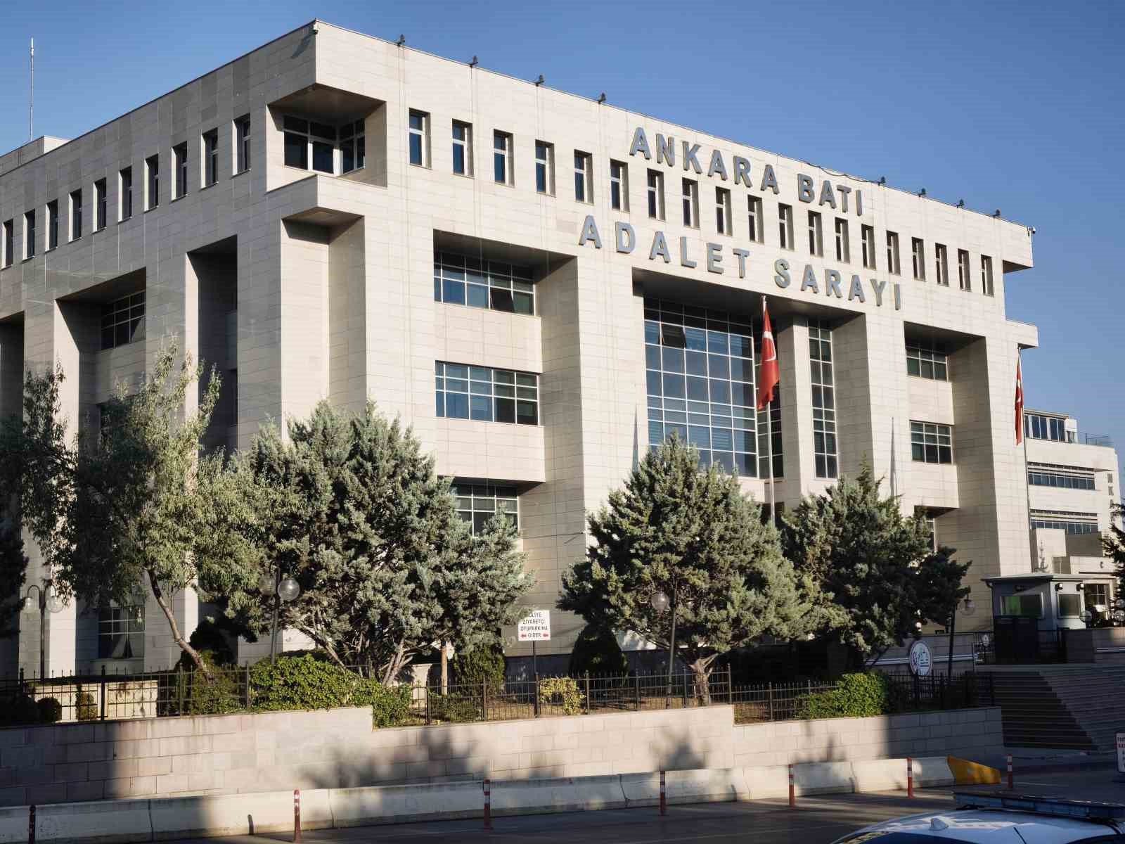 Etimesgut'ta İhale Usulsüzlüğü Operasyonu: Gözaltındaki 55 Kişi Adliyeye Sevk Edildi