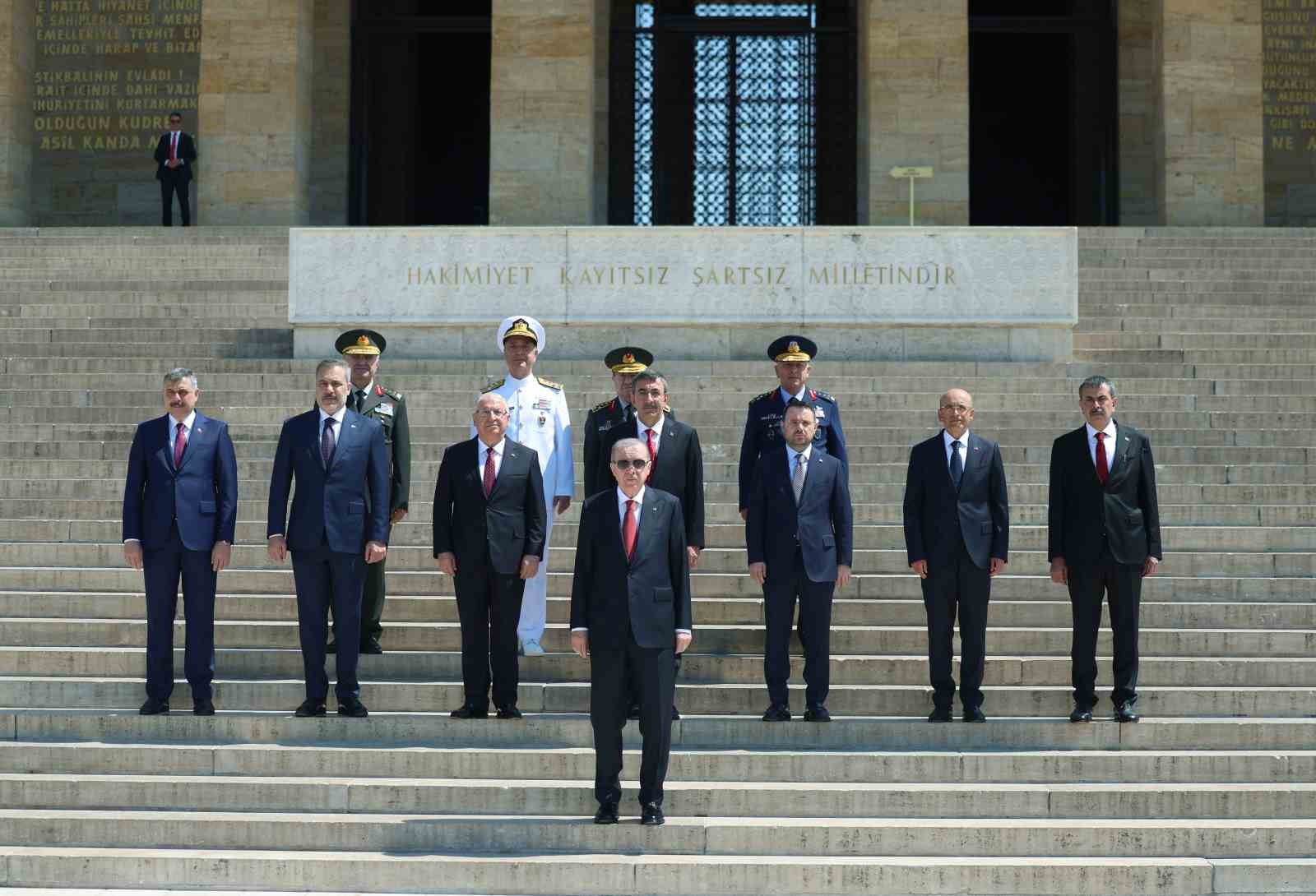 Erdoğan ve YAŞ Üyeleri Anıtkabir'de Bir Araya Geldi