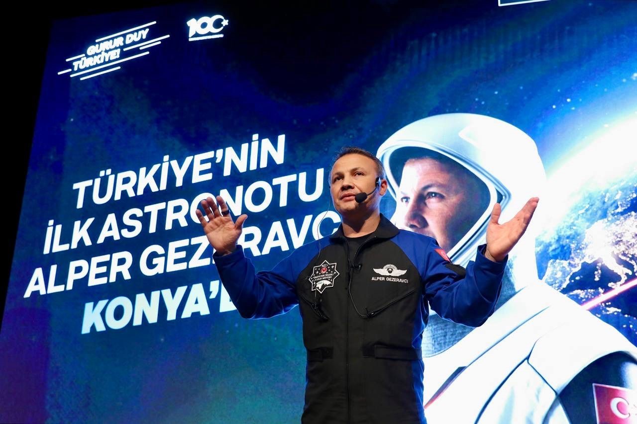 Türkiye’nin İlk Astronotu Alper Gezeravcı Tuğgeneral Rütbesine Yükseldi