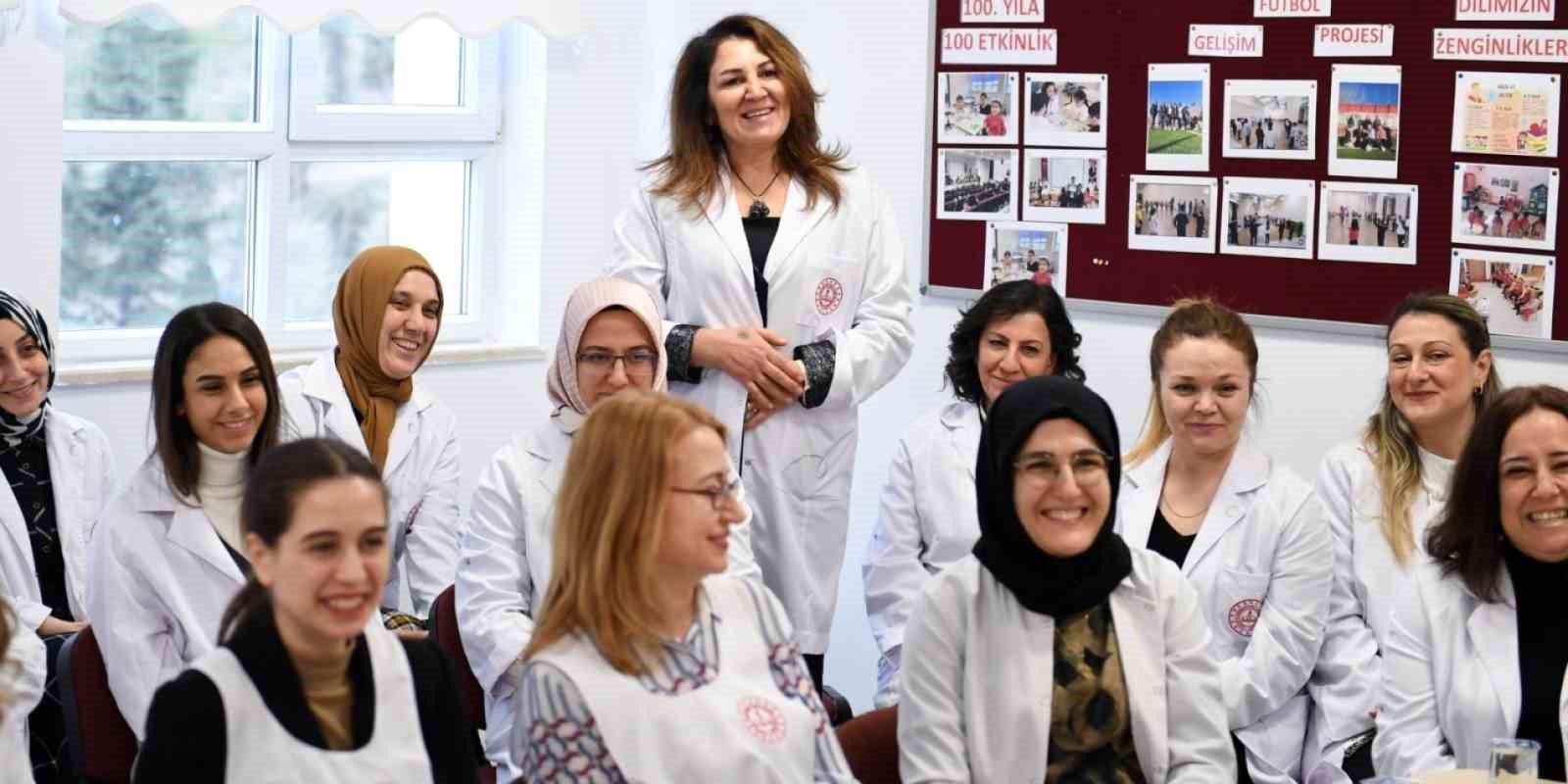 Ankara'da Öğretmenlerin İçi Yer Değiştirme Sonuçları Açıklandı
