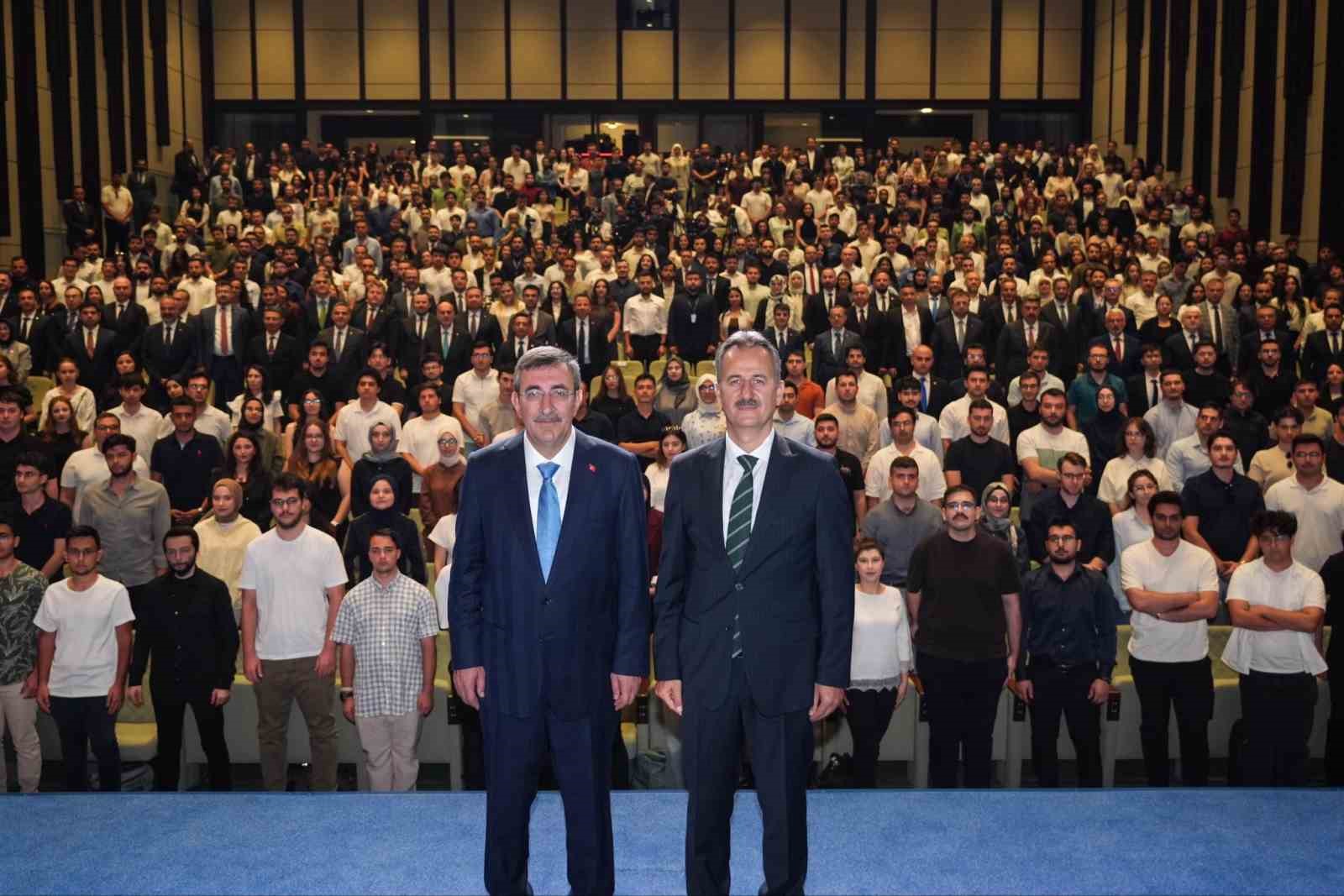 Cumhurbaşkanı Yardımcısı Yılmaz: Savunma Sanayiinde Hedefimiz İlk 10 İhracatçı Ülke Arasında Yer Almak
