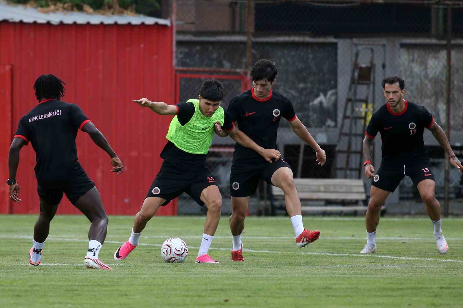 Gençlerbirliği, Fenerbahçe Maçı İçin Hazırlıklara Hız Verdi