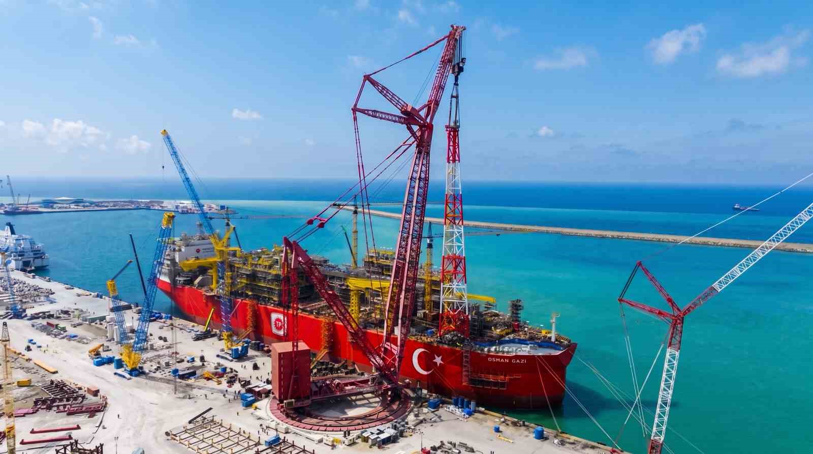 Osman Gazi'de Alev Kulesi Montajı Tamamlandı: Doğal Gaz Üretimi İki Katına Çıkacak!