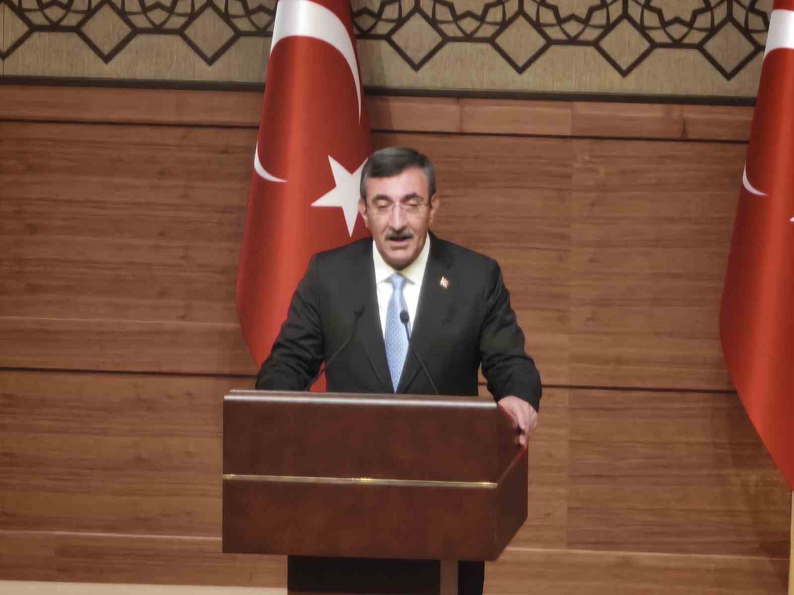 Cevdet Yılmaz: "Hepimizin Soyadı Türkiye Cumhuriyeti"