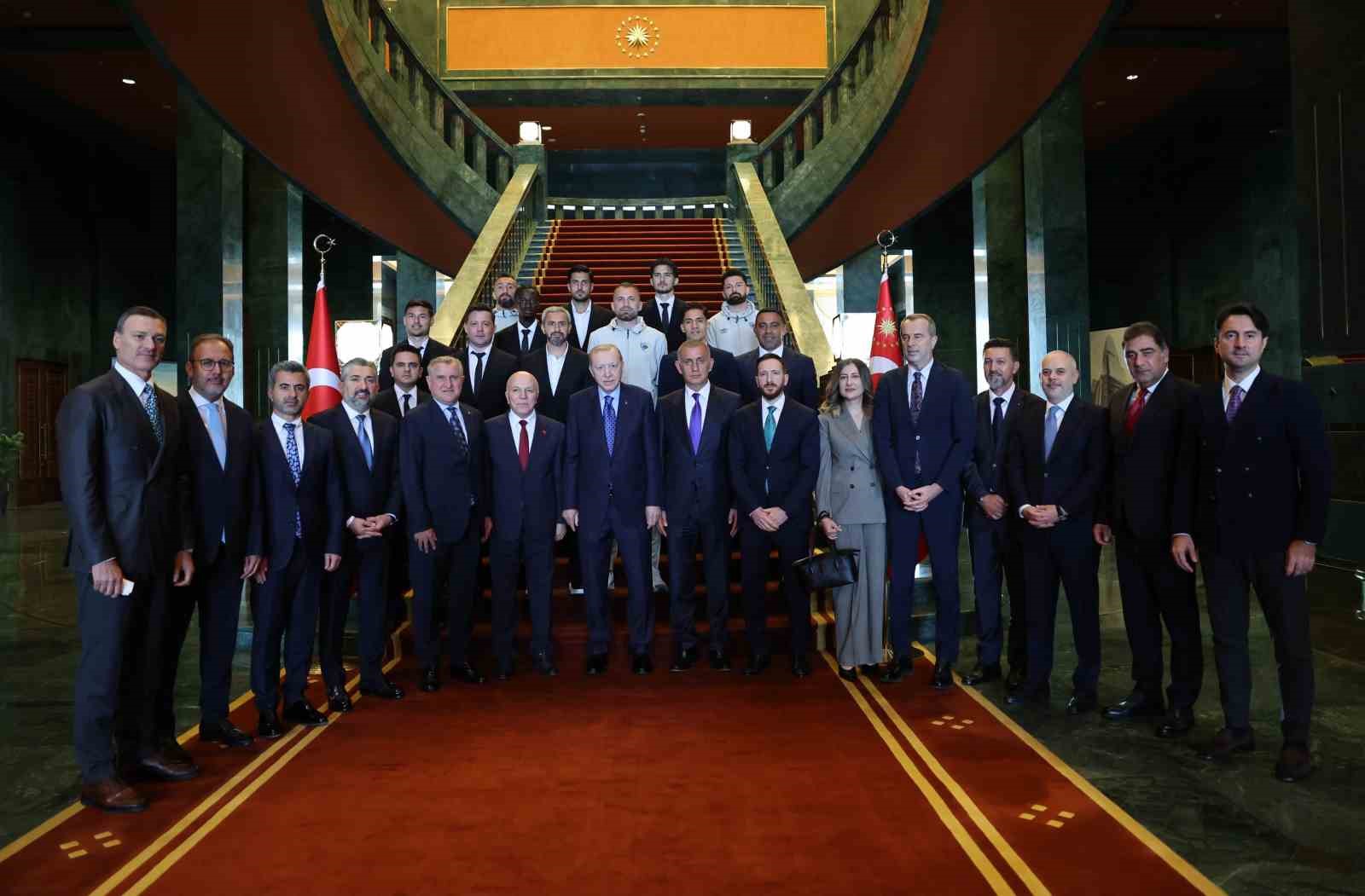 Cumhurbaşkanı Erdoğan, Süper Lig Takımlarıyla Buluştu