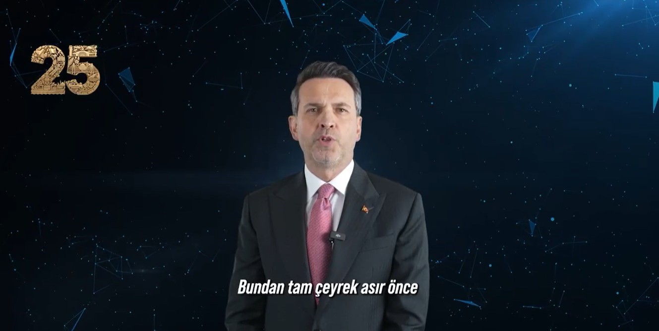 Enerji ve Tabii Kaynaklar Bakanı Bayraktar, AK Parti'nin 25. Yılını Kutladı