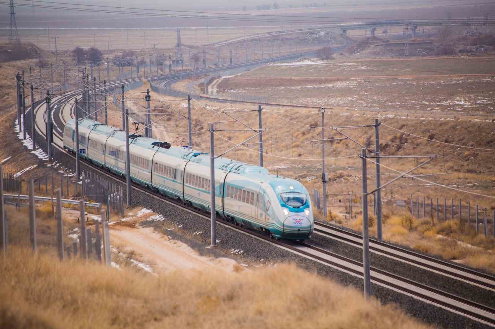 Demiryolu Ağı Türkiye'nin Ulaşımını Güçlendiriyor