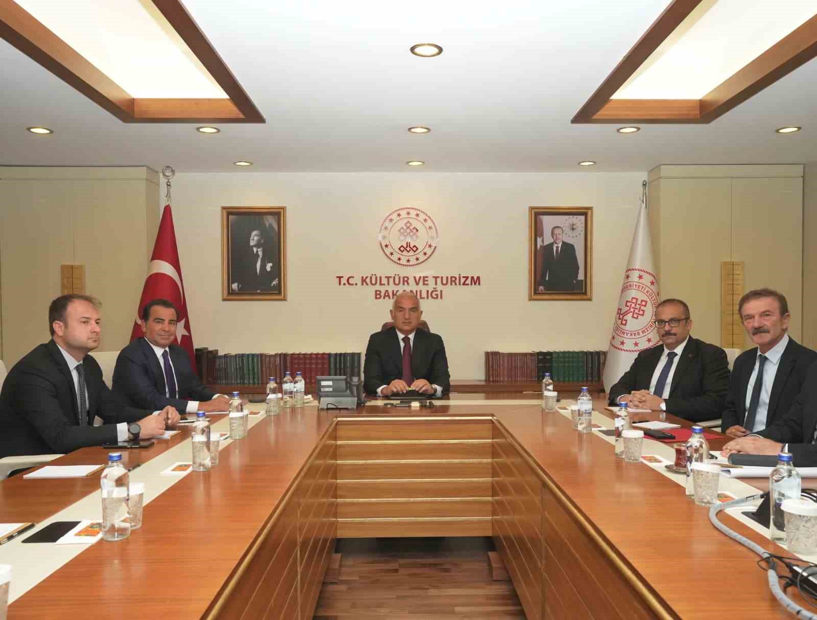 Karahantepe'de Mitlerin İzinde: Tarih Yeniden Keşfediliyor