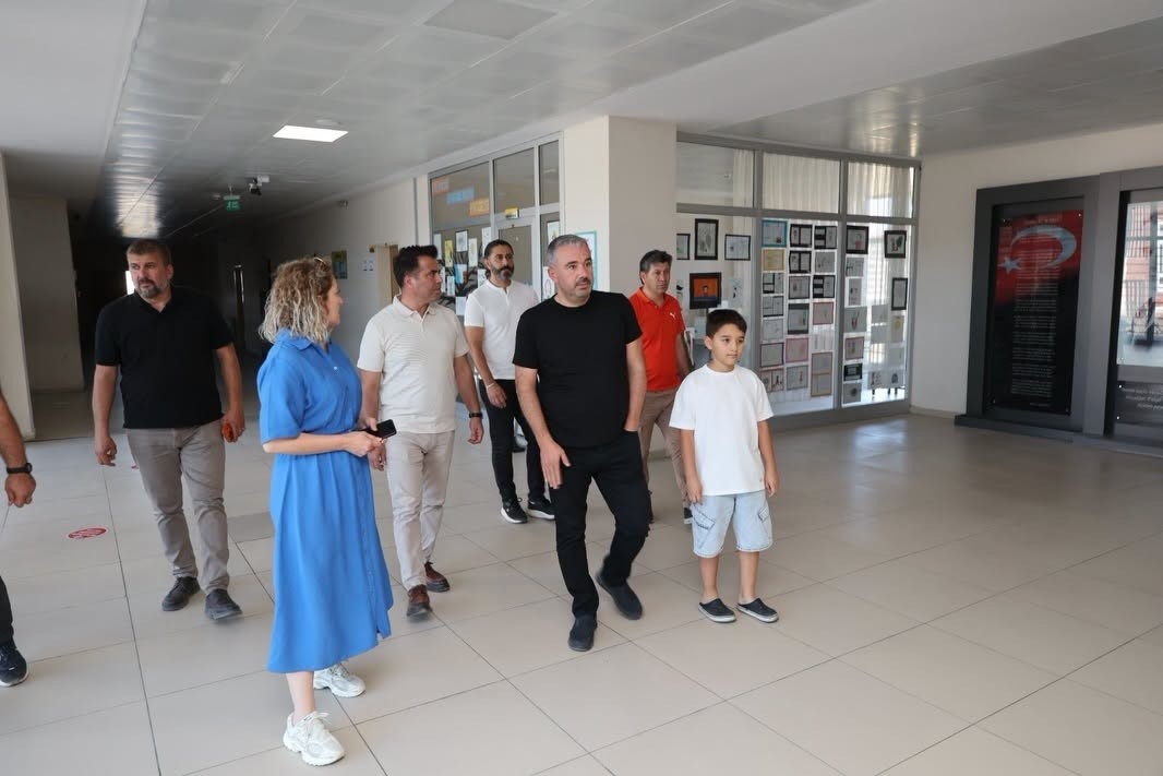 Pursaklar'daki Okullarda Yeni Dönem Hazırlıkları Başladı