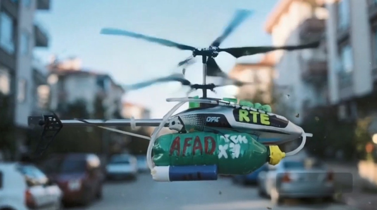 Engelli Arkadaşların İnovatif Çözümü: İnsansız Yangın Söndürme Helikopteri