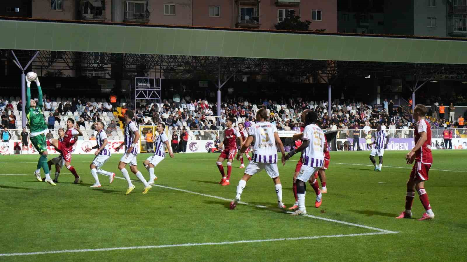 Maçın Son Dakikaları Heyecan Dolu: Keçiörengücü ile Ümraniyespor 2-2 Berabere Kaldı