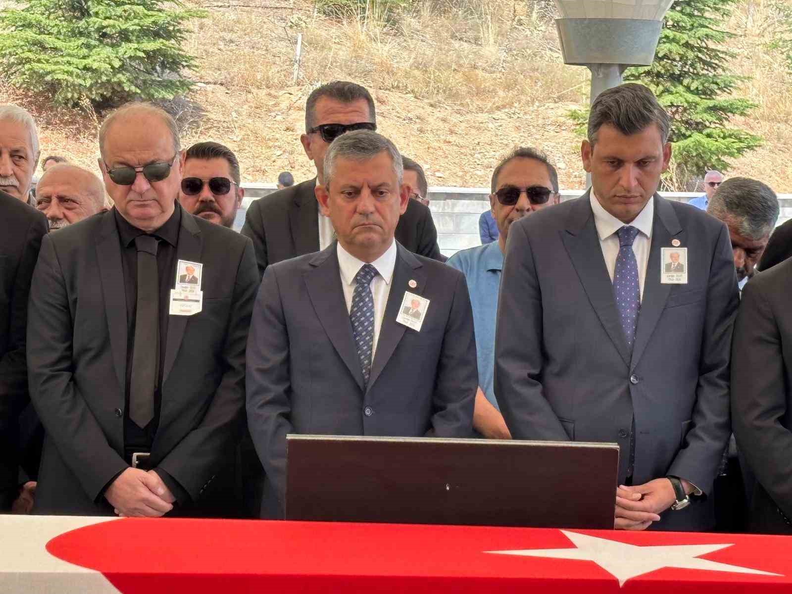 Eski Milletvekili Mehmet Cevdet Selvi Son Yolculuğuna Uğurlandı