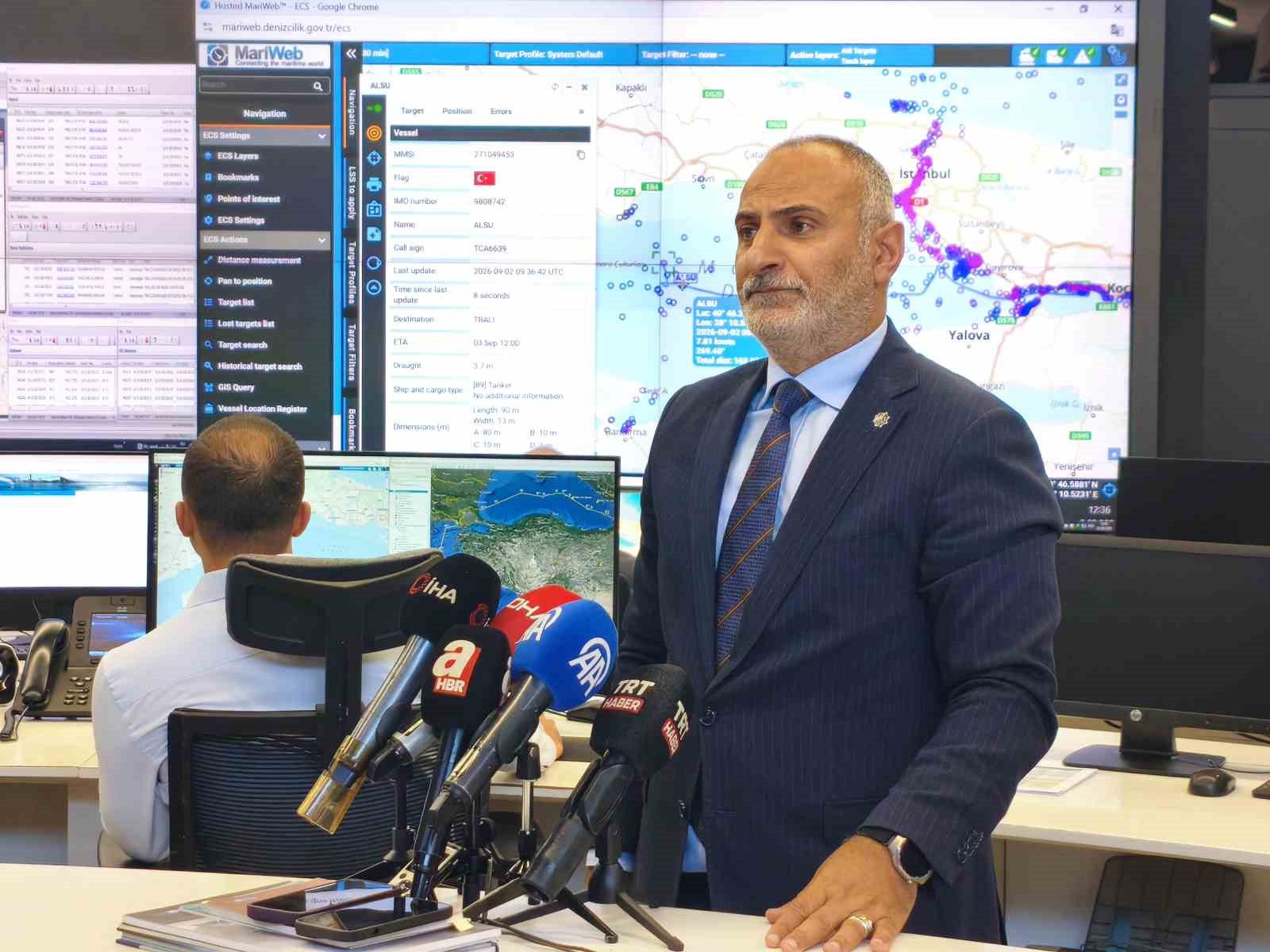 Denizcilik Genel Müdürü Baylan: "İki gemi kaza öncesi telsizle iletişim kurmuş"