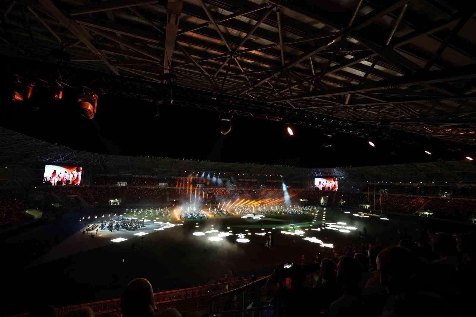 Milli Sporcularımızın Başarısı Gurur Kaynağımız