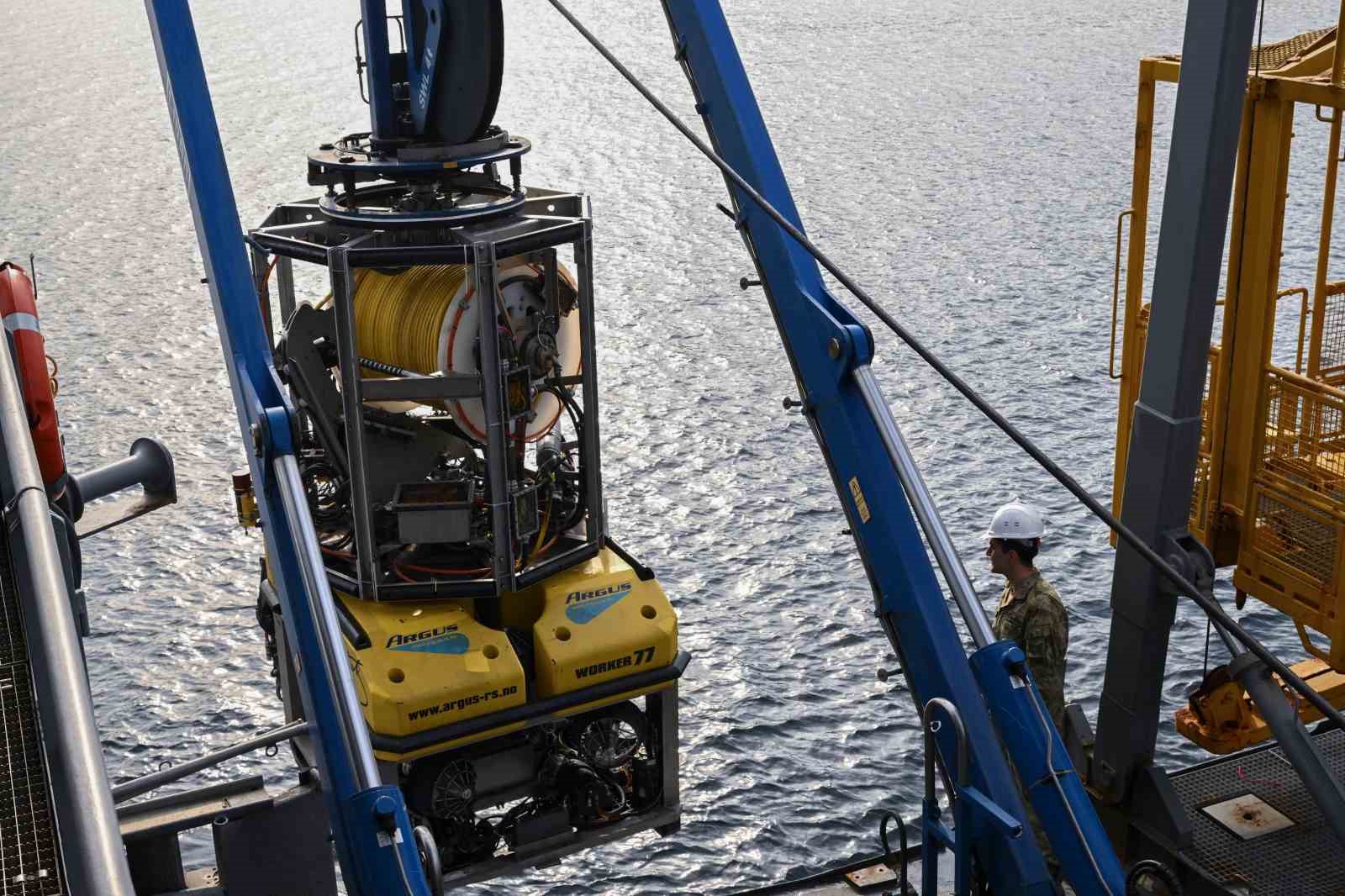 Girne Açıklarındaki Gemi Faciasında Arama Kurtarma Çalışmaları Devam Ediyor