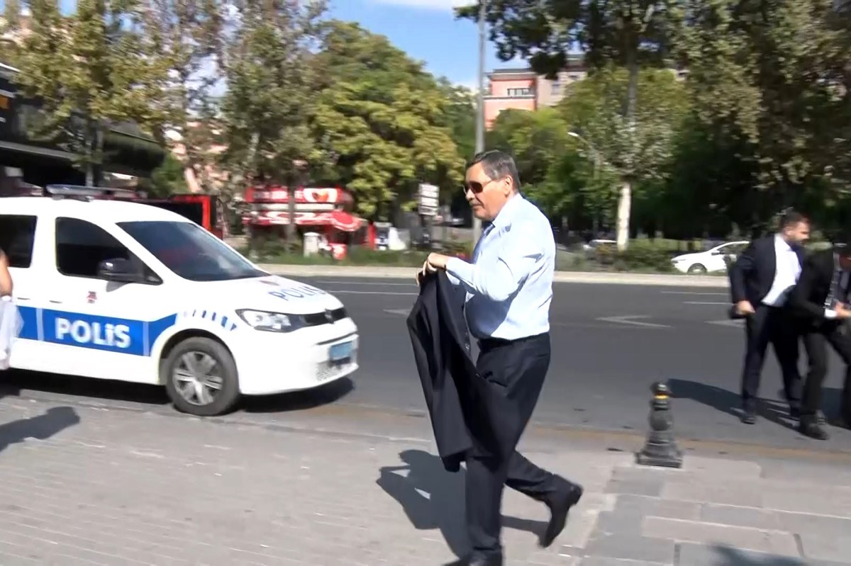 Melih Gökçek, Ankara Adliyesi'nde İfade Verdi