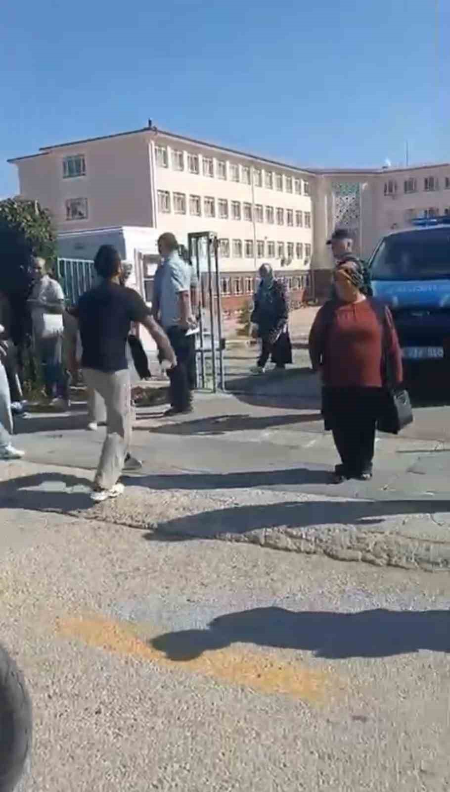 Ankara'da Jandarma, KPSS Adayını Zamanında Sınava Ulaştırdı